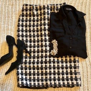 Anne Klein Houndstooth Pencil Skirt